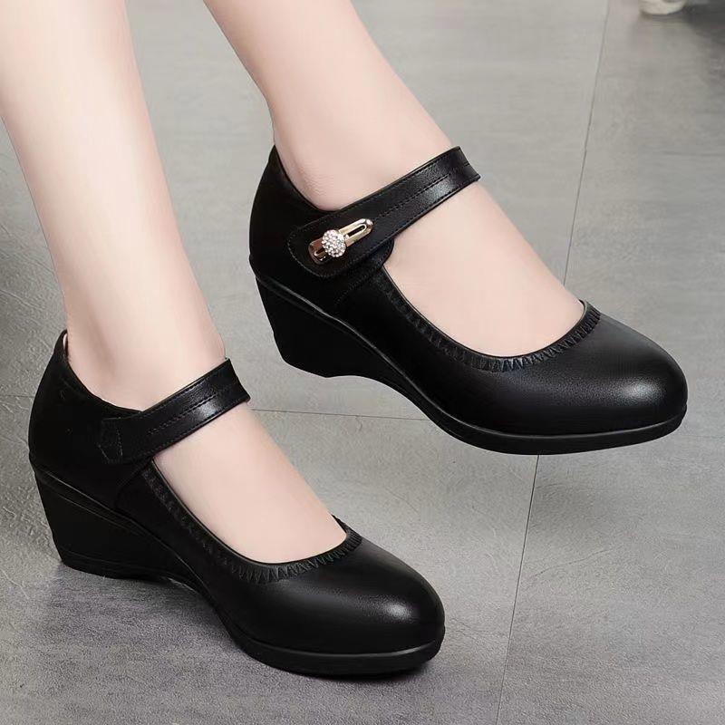🔥🎉【Tallas 35-41】Zapatos de piel suave, suela blanda, tacón de cuña antideslizante, un imprescindible para las mamás.