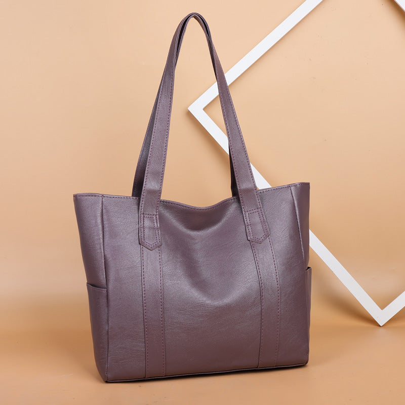 Novinka! Velká dámská kabelka z měkké kůže 👛 Elegantní, všestranná a SKVĚLÁ cena -50%!