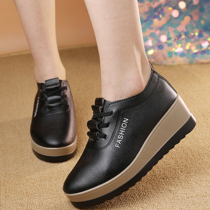 🔥【Stoc limitat】【35-42】Pantofi din piele pentru femei cu talpă groasă, o nouă tendință în modă pentru toamnă