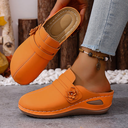 ✨🙌【Veľkosti 36-43】Dámske prémiové sandále na platforme z pravej kože, retro kvetinový vzor – módne a elegantné