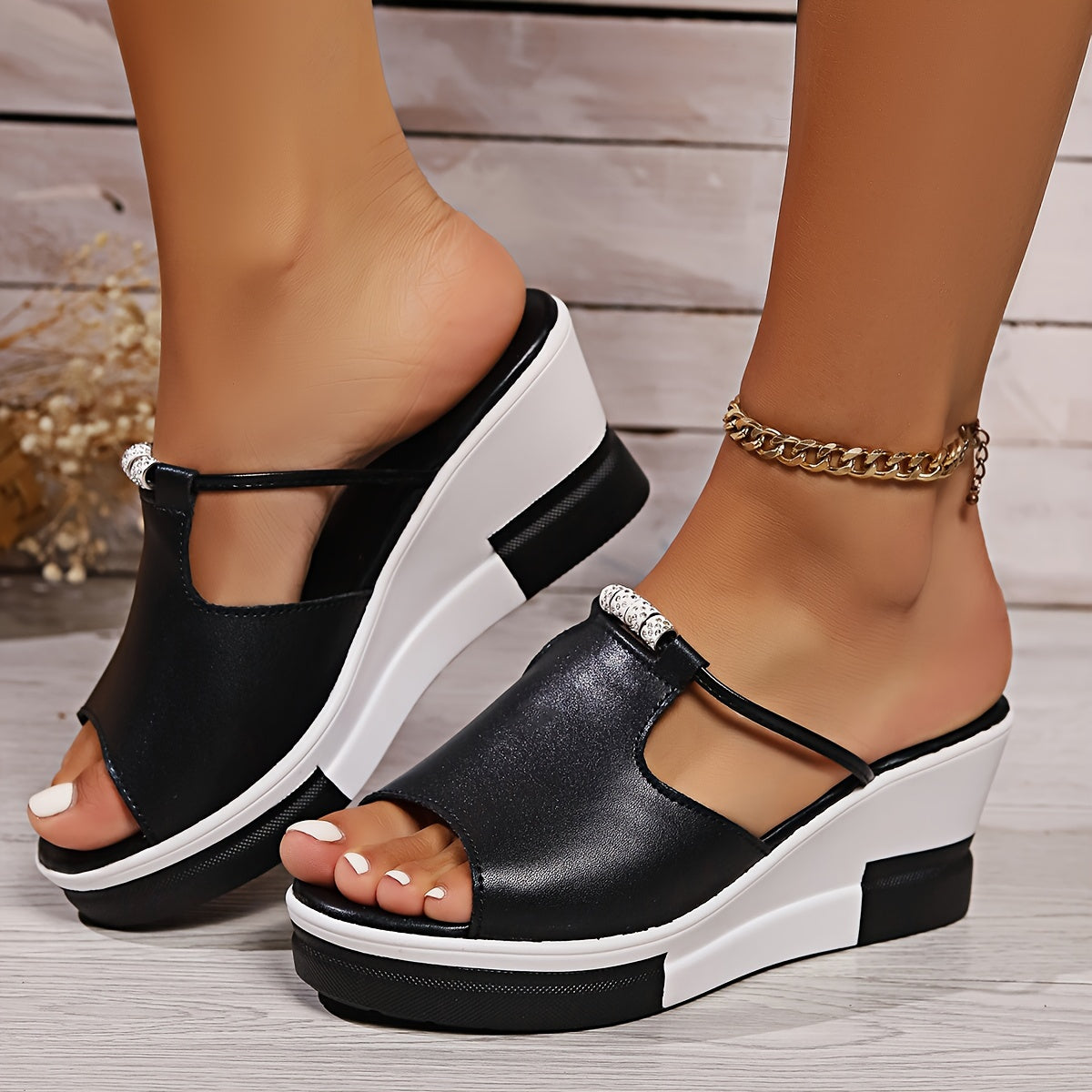 🔥👡【Cantitate limitată】✨【36-43】Sandals damă din piele cu talpă groasă, la modă, vara 2025 