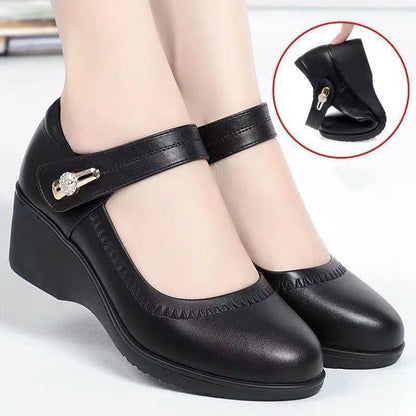 🔥🎉【Tallas 35-41】Zapatos de piel suave, suela blanda, tacón de cuña antideslizante, un imprescindible para las mamás.