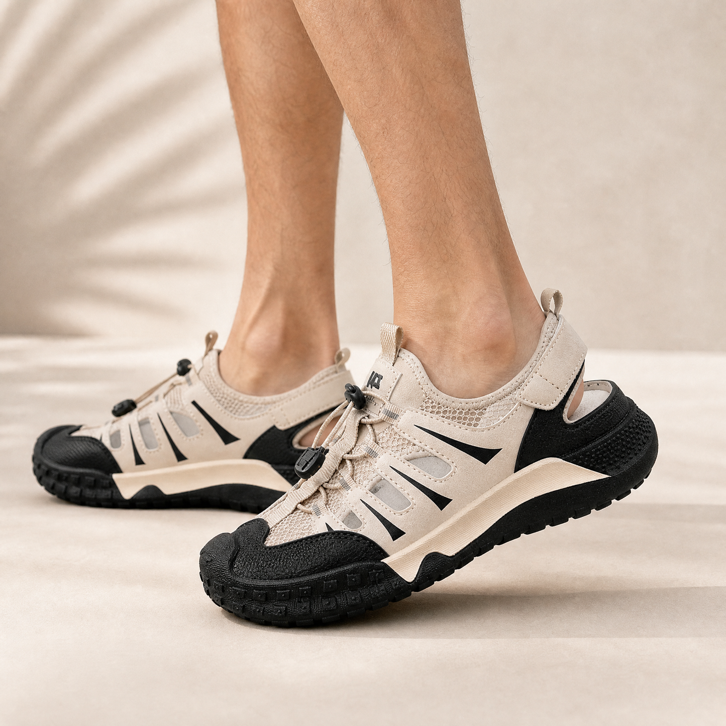 ✨😎【Tallas 39-44】Sandalias casuales para hombre - Nuevas sandalias de verano 2026 de malla transpirable con diseño calado.