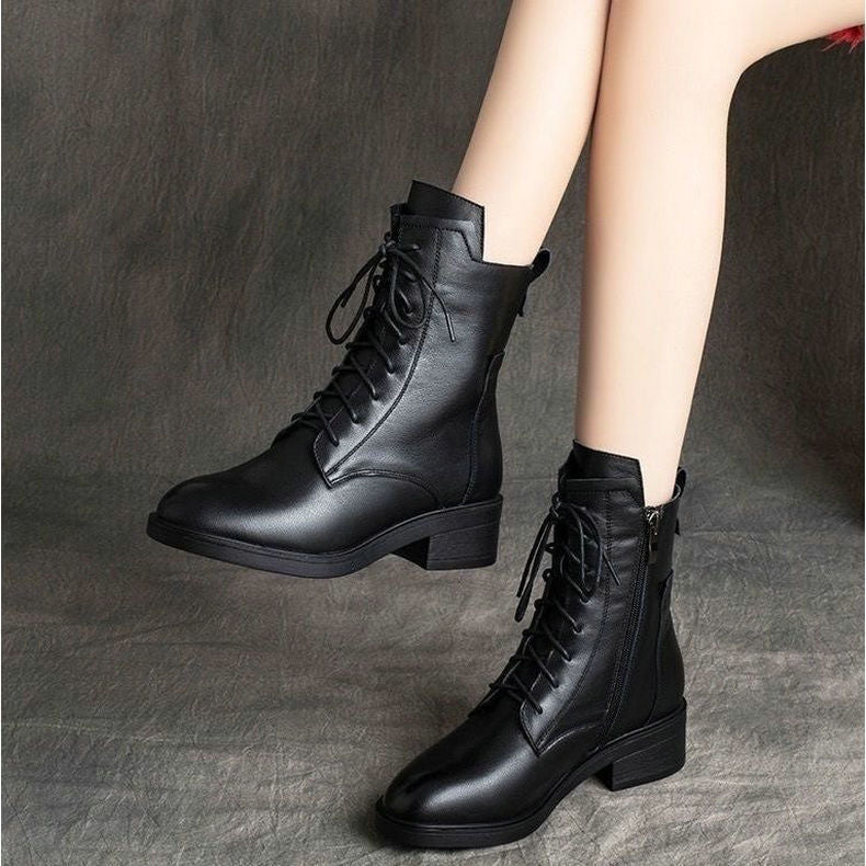 🔥✨【Vroča novost】【Velikosti 35-41】Elegantni ženski škornji Martin s koničasto konico, iz pravega usnja