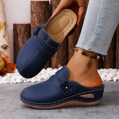✨🙌【Veľkosti 36-43】Dámske prémiové sandále na platforme z pravej kože, retro kvetinový vzor – módne a elegantné