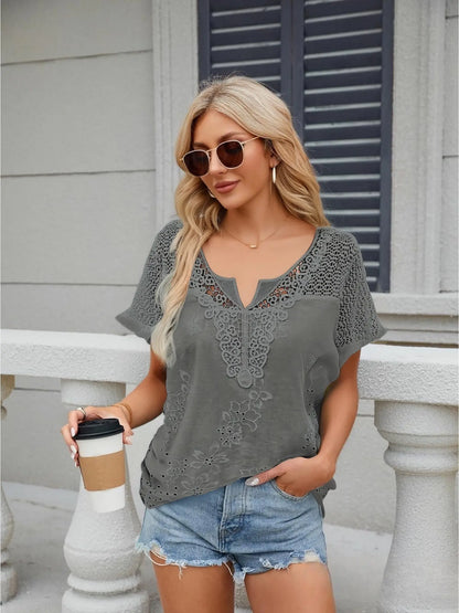 【S–6XL】Blusa de encaje con cuello en V para mujer | Blusa de verano bordada con mangas cortas |